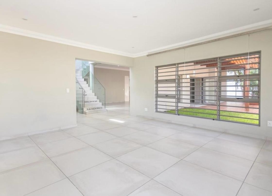 5 Bedroom Property for Sale in Sunset Beach Western Cape